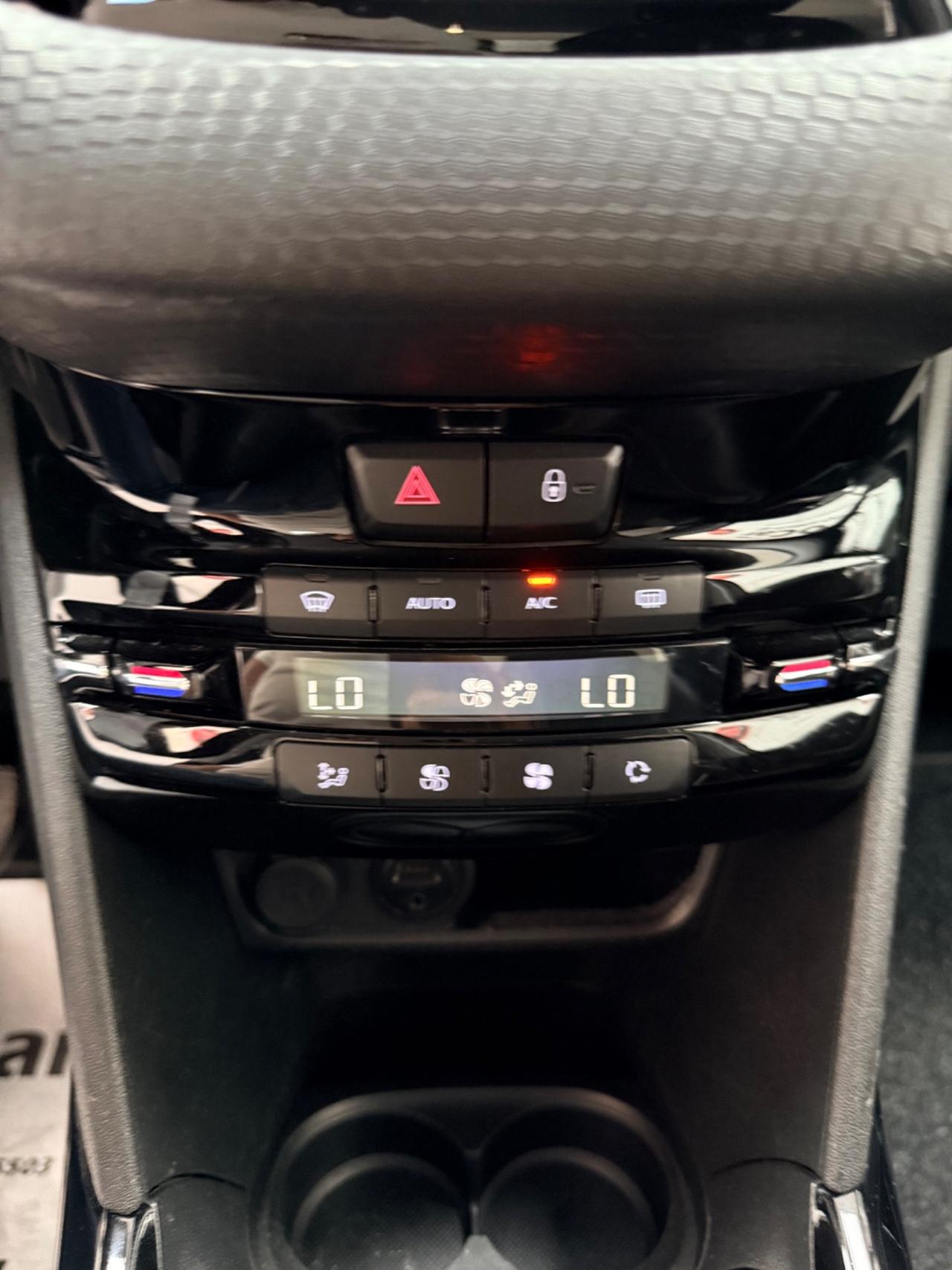 Peugeot 2008 1.6 BHDi 100CV Allure 02/2017 NEOPATENTATI EURO 6B