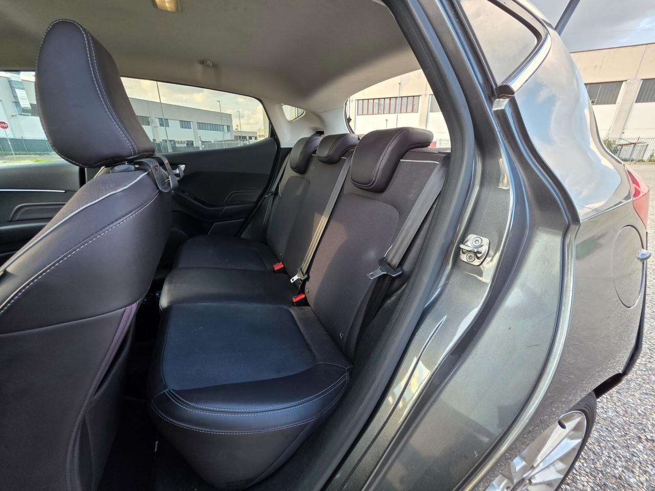 Ford Fiesta 1.0 Ecoboost 100 CV 5 porte Vignale