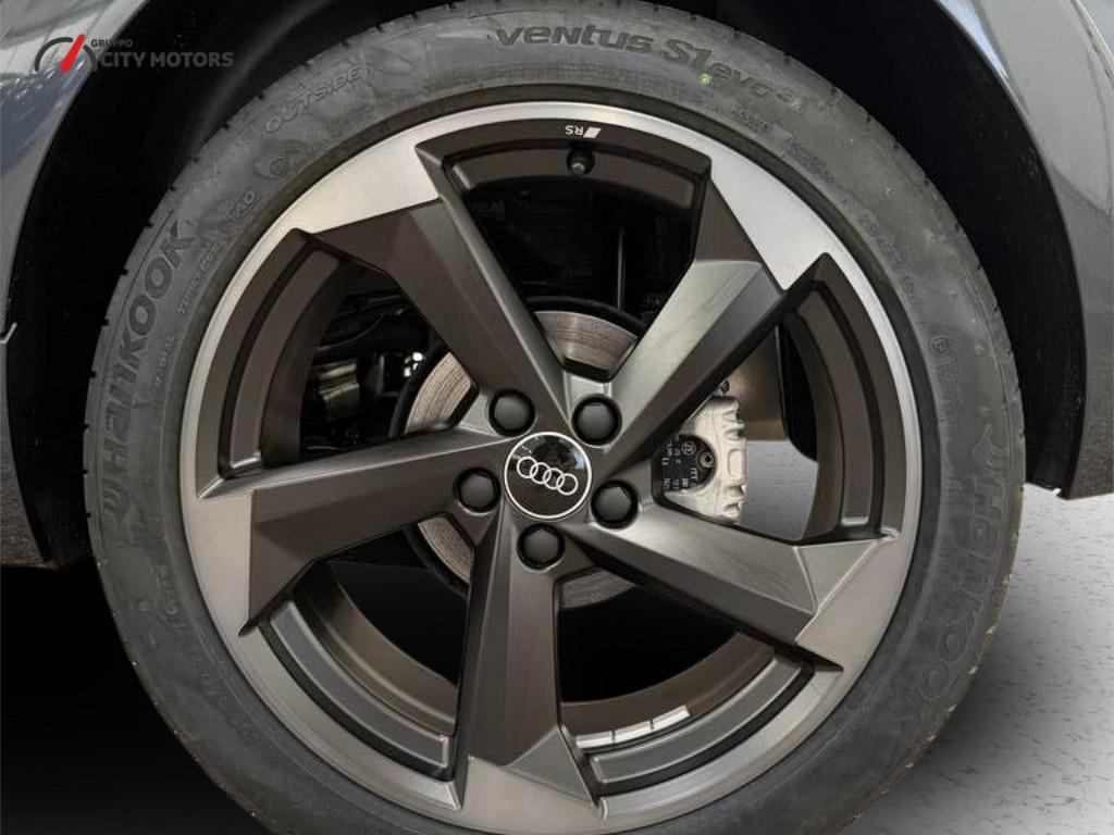 Audi A1 30 1.0 TFSI Identity Contrast S tronic