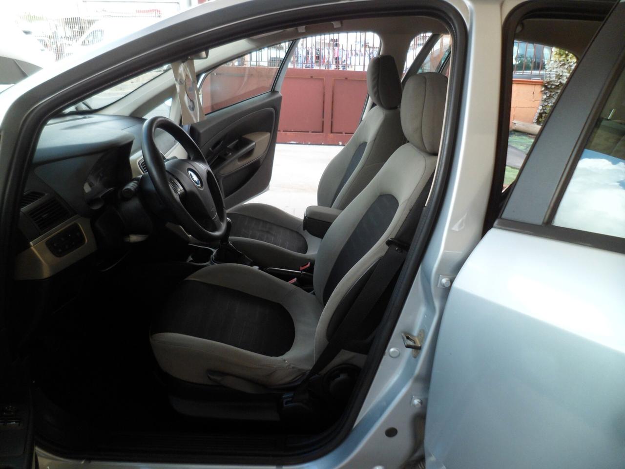 FIAT Grande Punto 1.3mlt 75cv 5p ful optional 06