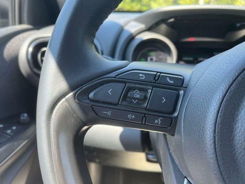 Toyota Yaris Hybrid Trend MY22