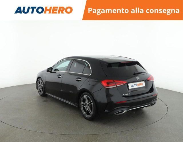 MERCEDES-BENZ A 180 d Automatic Premium