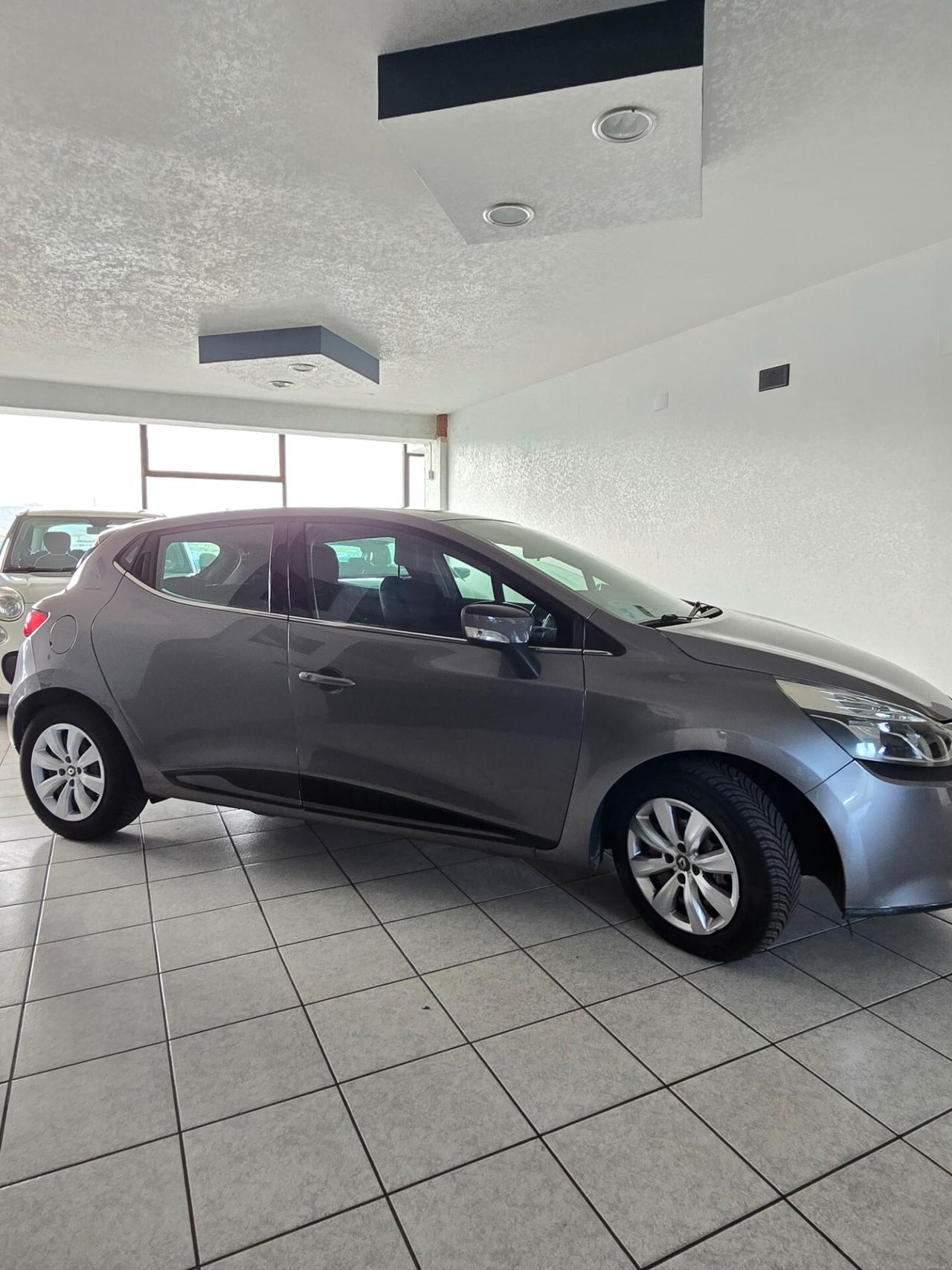 Renault Clio 1.5 dCi 90CV Costume National