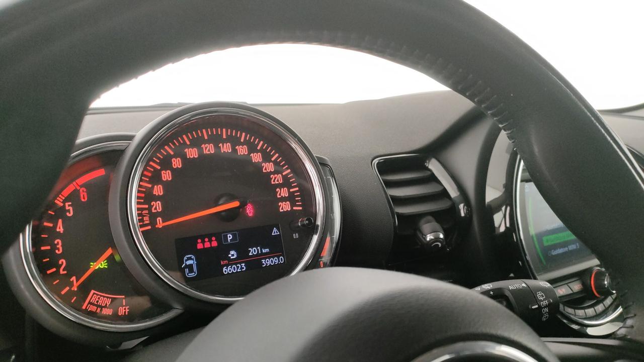 MINI Mini Clubman 2.0 Cooper D Mayfair Edition auto