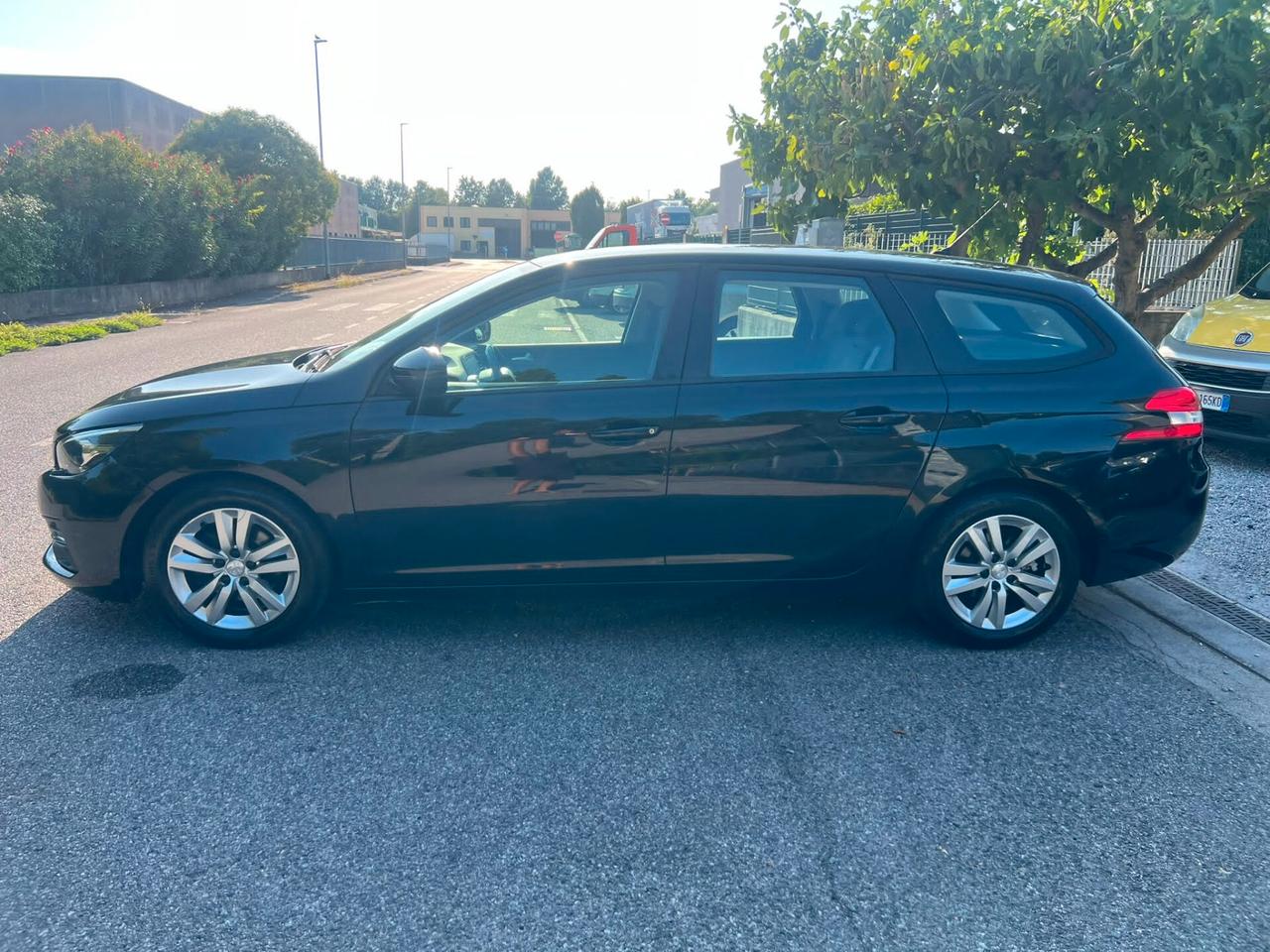 Peugeot 308 BlueHDi SW Active