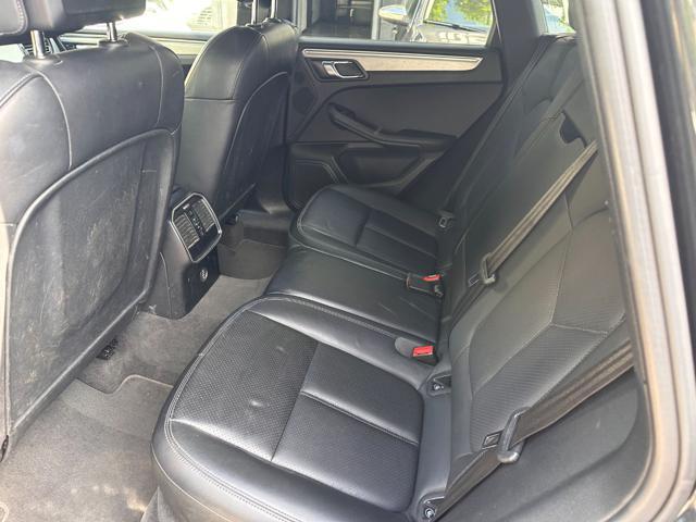 PORSCHE Macan 2.0