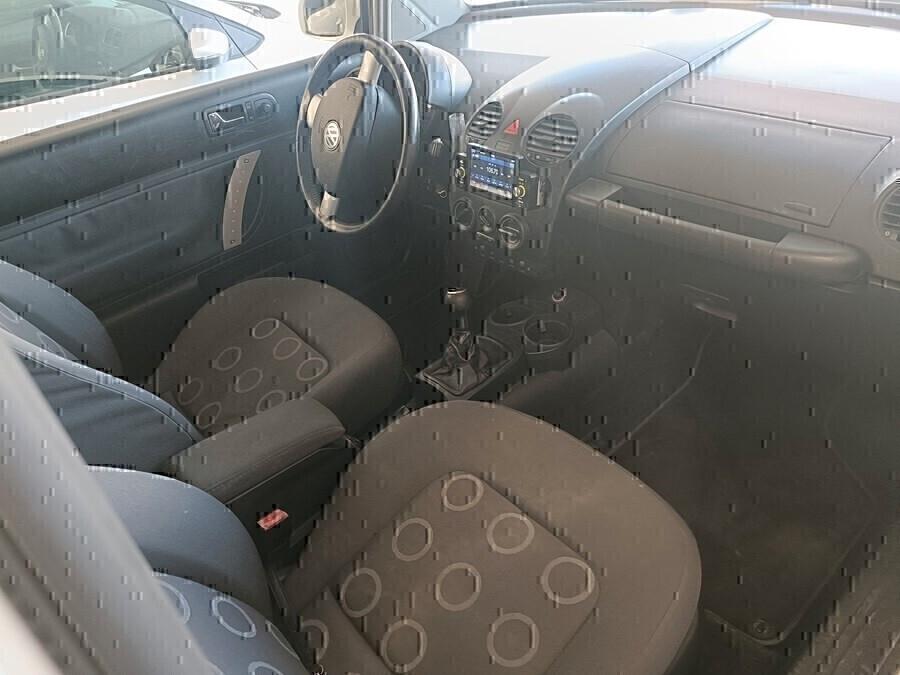 Volkswagen New Beetle 1.6 Miami