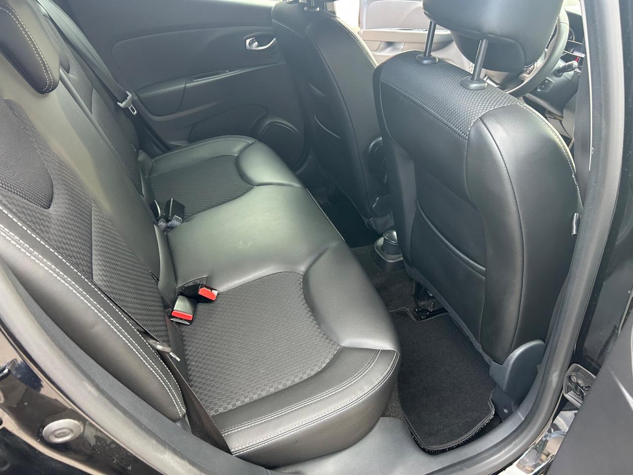Renault Clio dCi 8V 75 CV 5 porte Moschino Zen