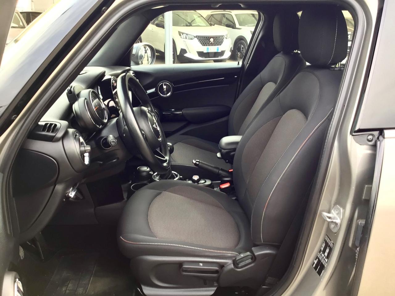 Mini 1.5 Cooper D Business 116Cv Diesel Turbo 5 porte