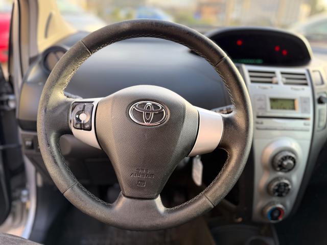 TOYOTA Yaris 1.3 3 porte Sol