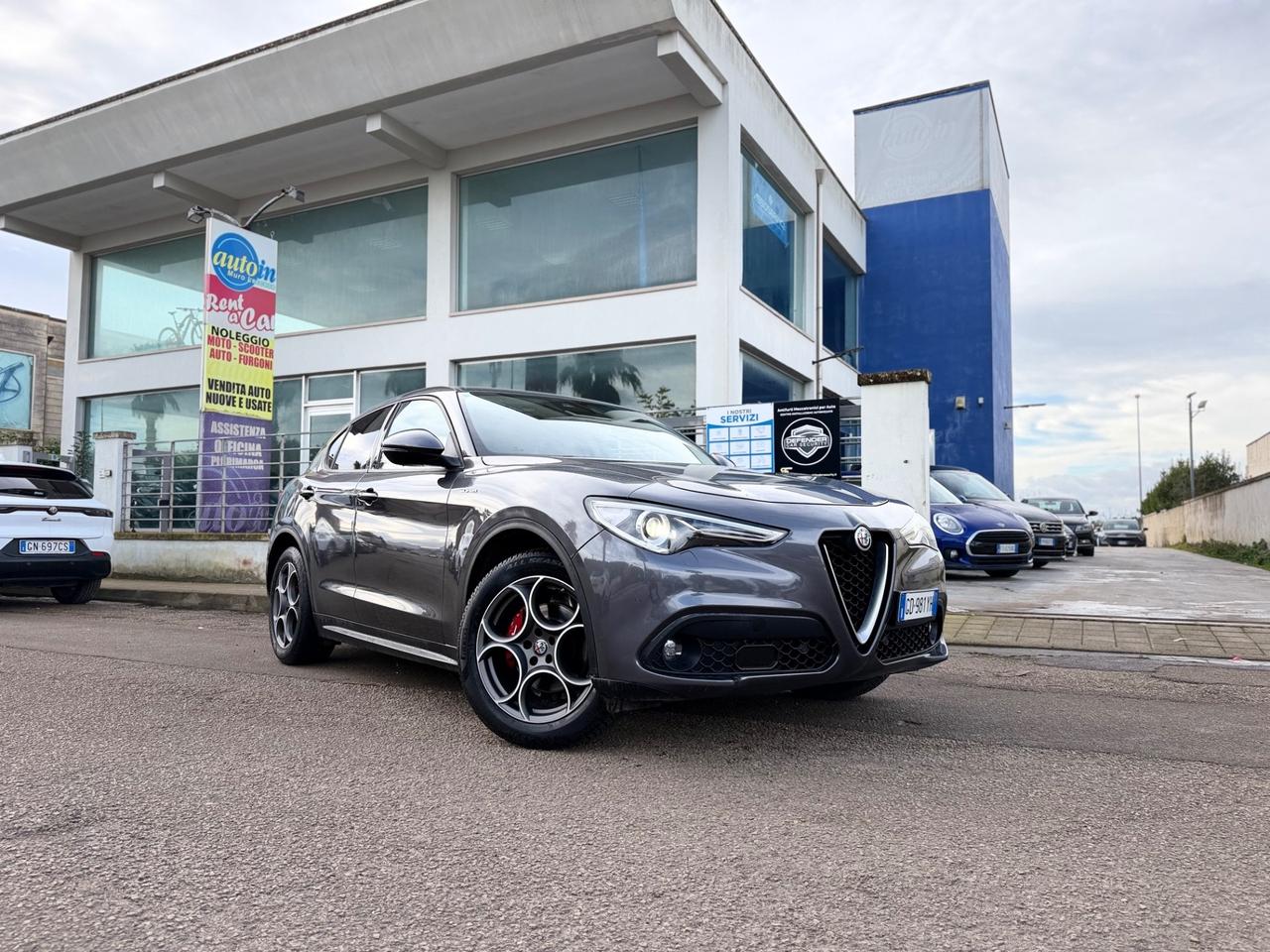 Alfa Romeo Stelvio 2.2 Turbodiesel 160 CV AT8 RWD Business