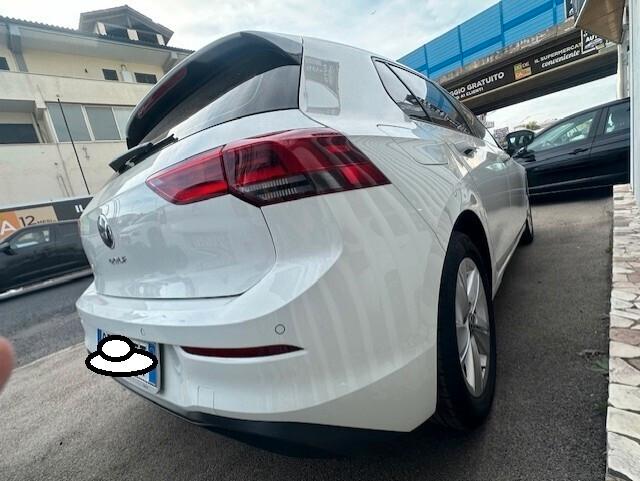 VOLKSWAGEN GOLF 8 AUTOMATICO