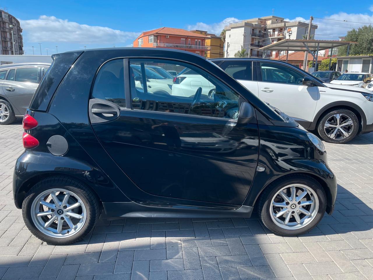 Smart ForTwo 1000 52 kW MHD 71 CV