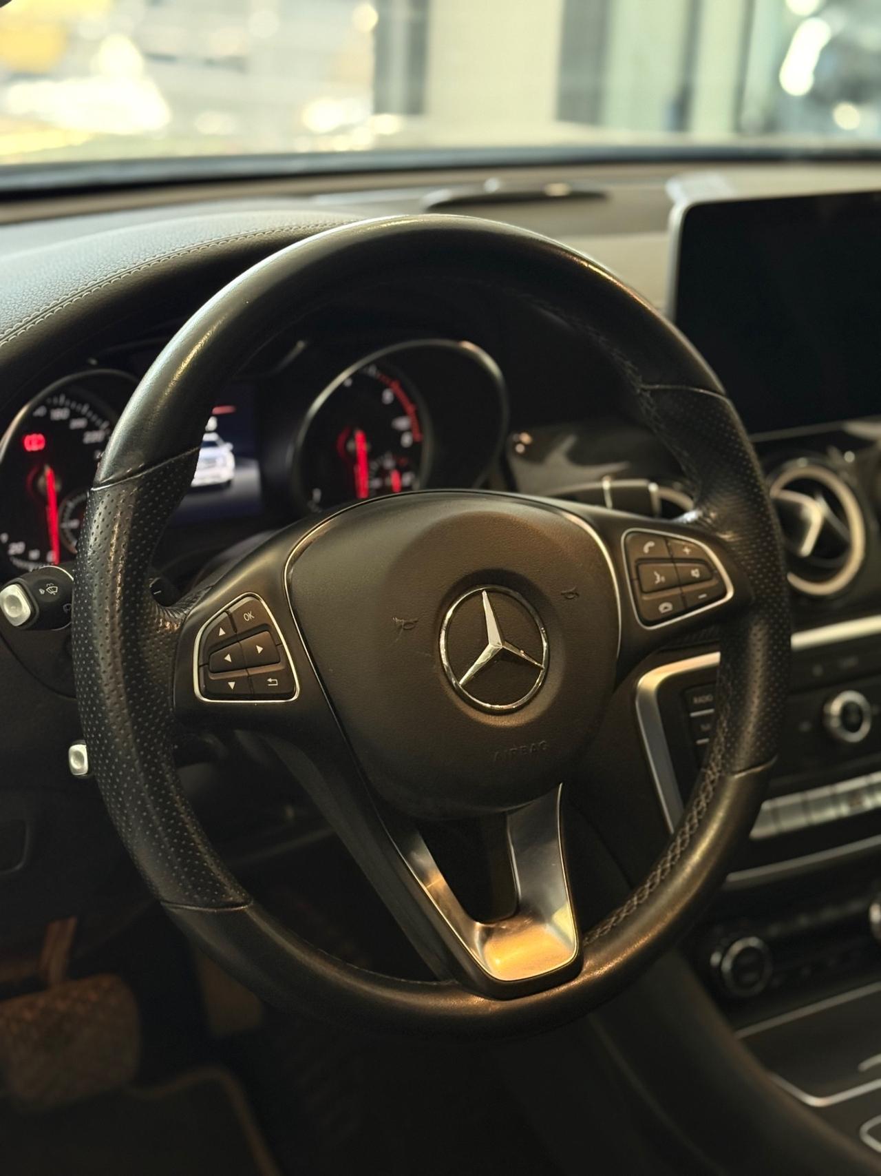 Mercedes-benz GLA 200 d Automatic 4Matic Night Edition
