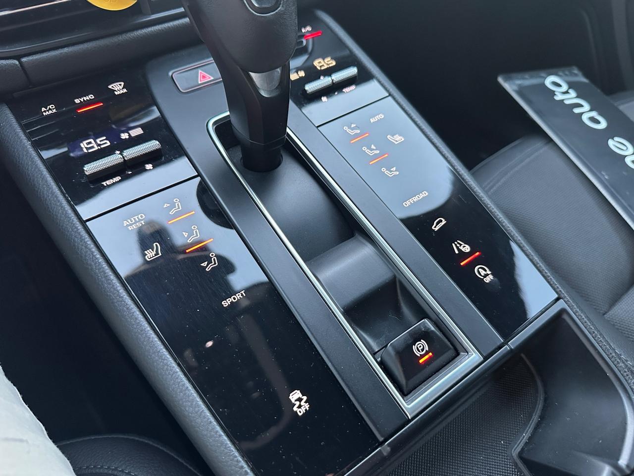 Porsche Macan 2.0 *265 cv Restyling interno - 2022