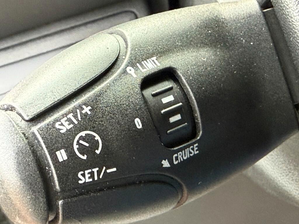 Peugeot 208 BlueHDi 100 S&S 5 porte Van Active