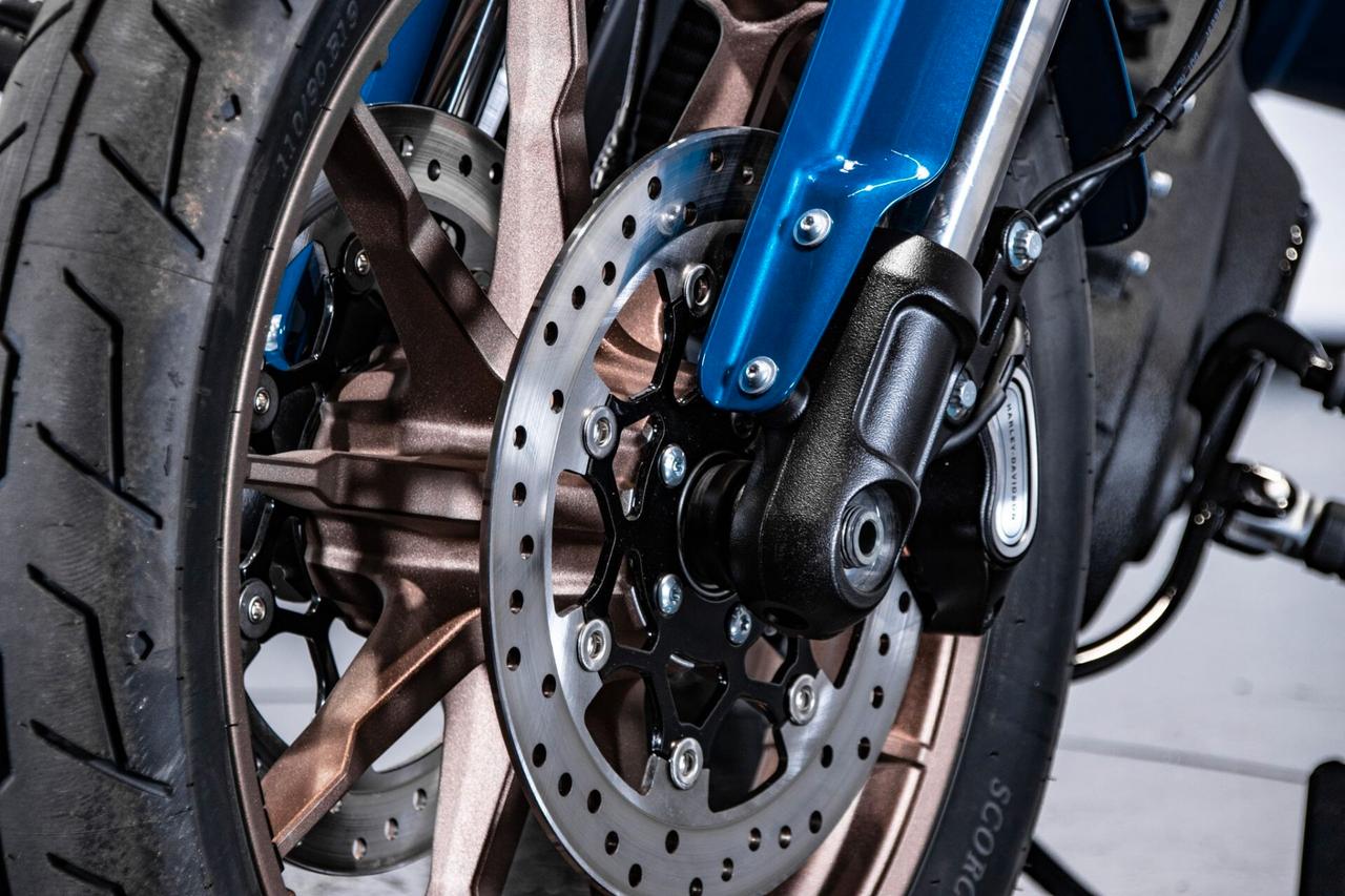 Harley-davidson Low Rider fast johnnie