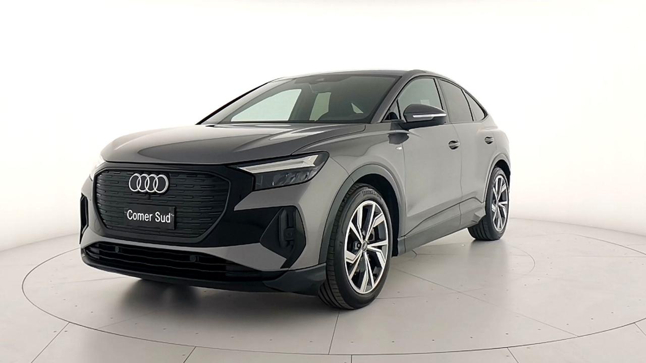 AUDI Q4 Sportback e-tron - Q4 Sportback e-tron 50 S line edition quattro