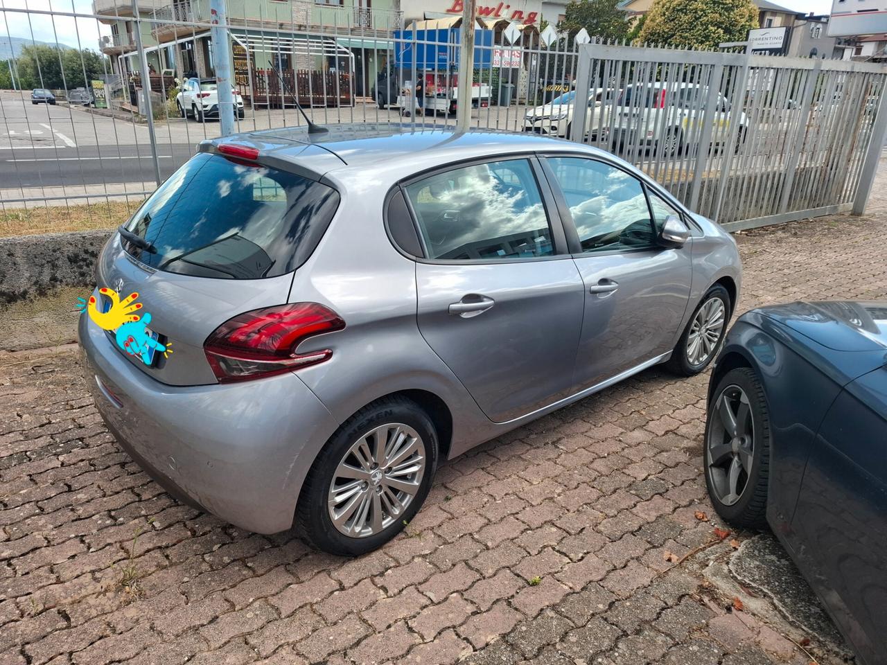 Peugeot 208 PureTech 82 5 porte Allure
