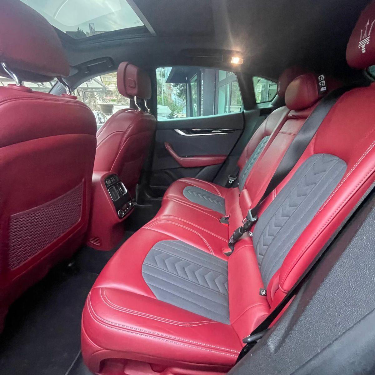 Maserati Levante V6 Diesel 250 CV AWD