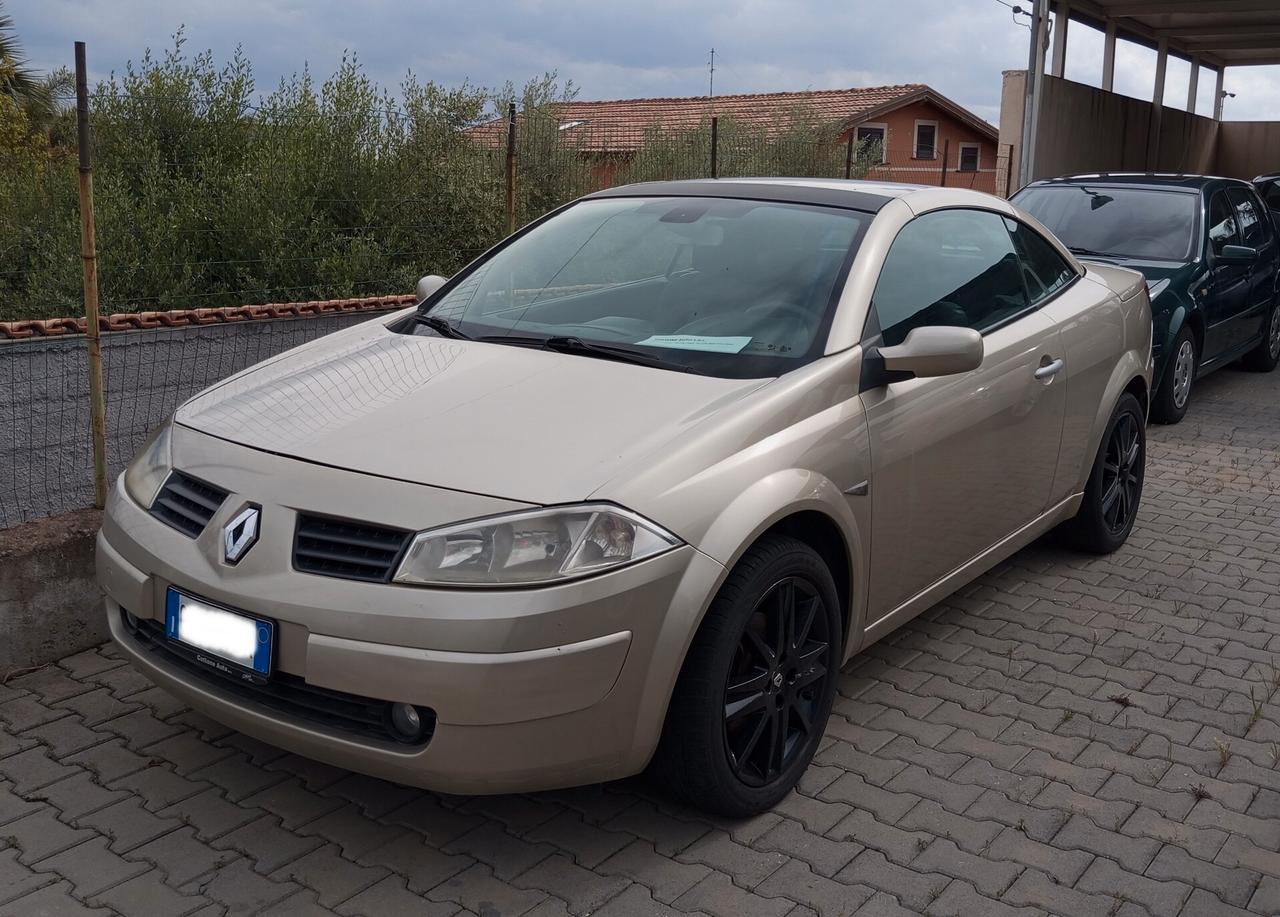 Renault Megane Mégane C-C 1.9 dCi/130CV Confort Authentique