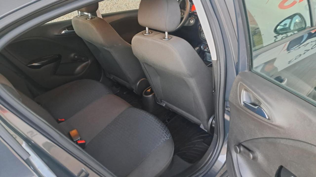 Opel Corsa 1.2 5 porte