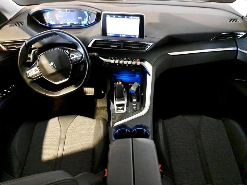 PEUGEOT 3008 Hybrid 225 e-EAT8 Allure