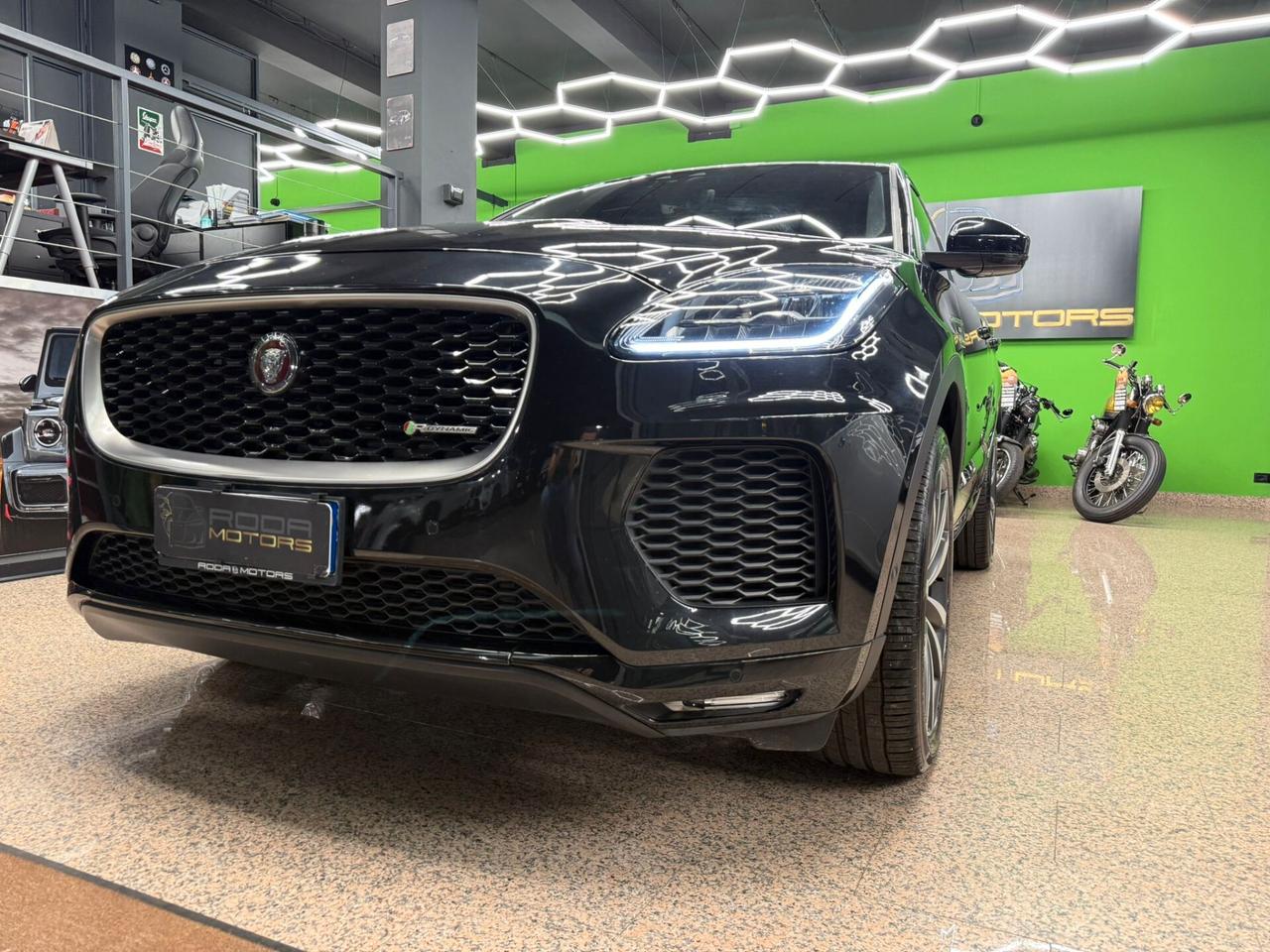 Jaguar E-Pace 2.0D 180 CV AWD aut. R-Dynamic HSE