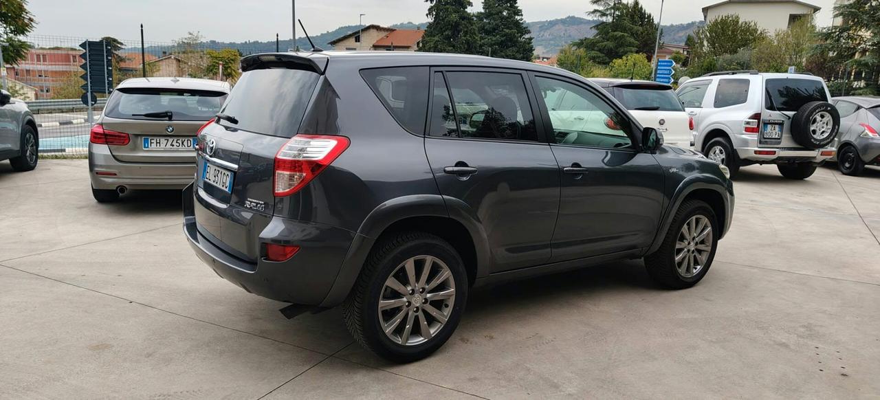 Toyota RAV 4 RAV4 2.2 D-4D 150 CV "AUTOMATICA"