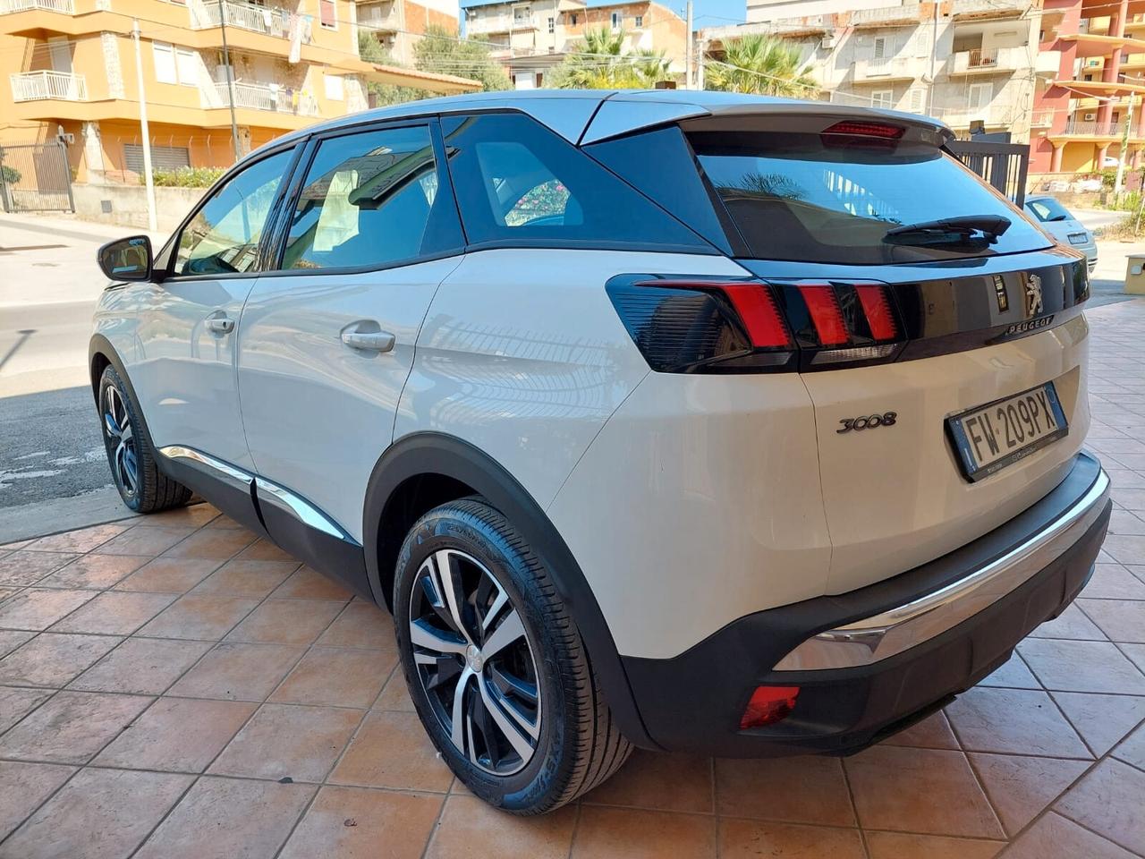 Peugeot 3008 BlueHDi 130 S&S Business