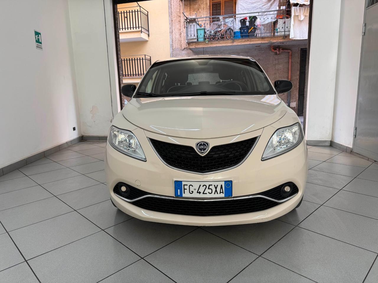 Lancia Ypsilon 1.3 MJT 16V 95/CV 5 porte Gold 2017
