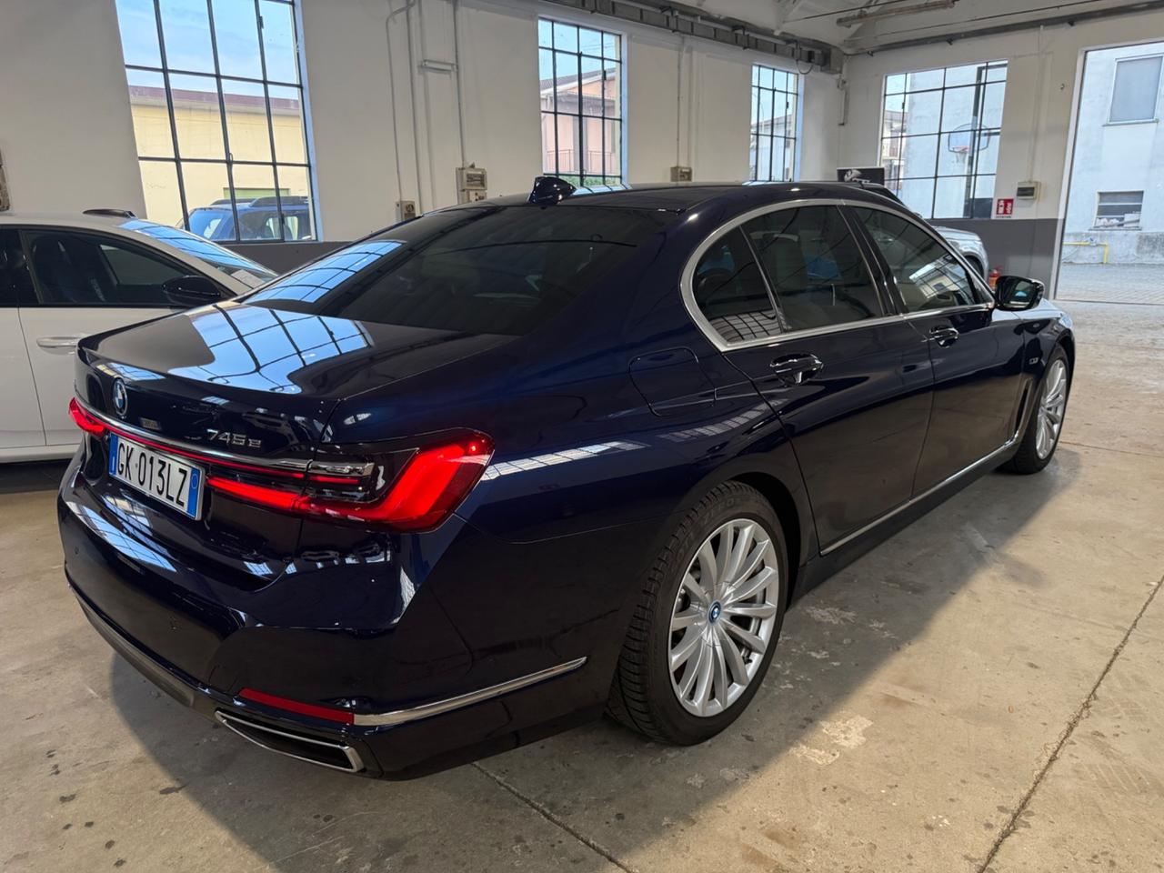 Bmw 745 745e UNICO PROPRIETARIO TAGLIANDI