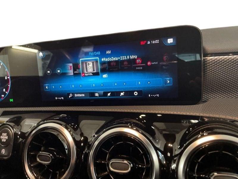 Mercedes-Benz Classe A A 180 d Sport auto