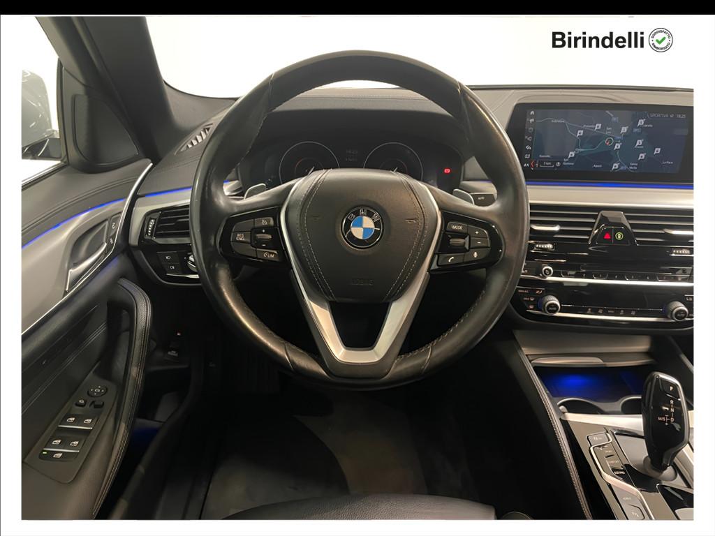 BMW Serie 5(G30/31/F90) - 530e Luxury