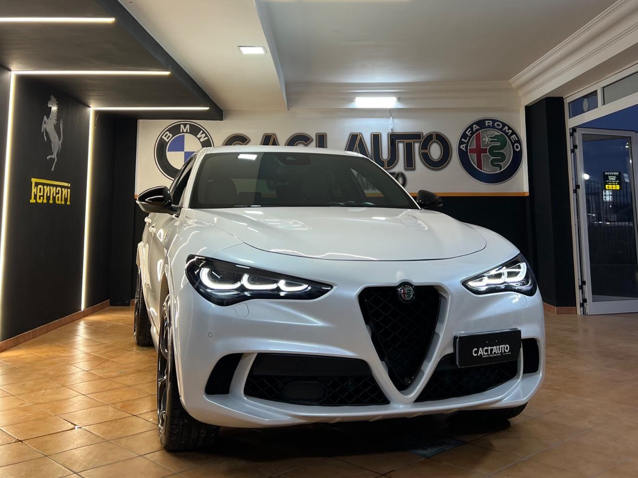 Alfa Romeo Stelvio 2.9 Bi-Turbo V6 510 CV AT8 Quadrifoglio