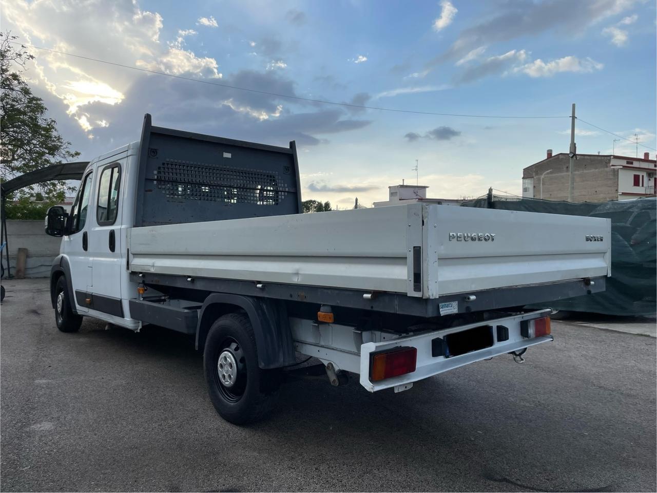 Peugeot Boxer 335 3.0 HDi/160CV PLM-SL Cabinato