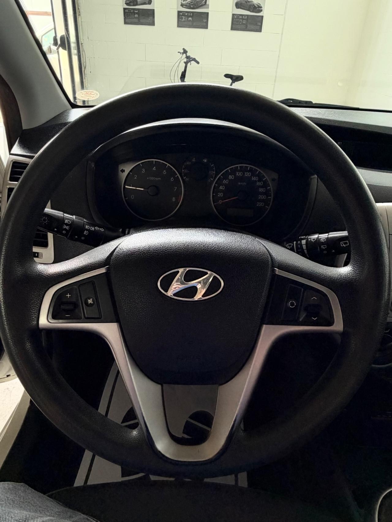 Hyundai i20 1.2 5p. Comfort unico pro garanzia 12 mesi