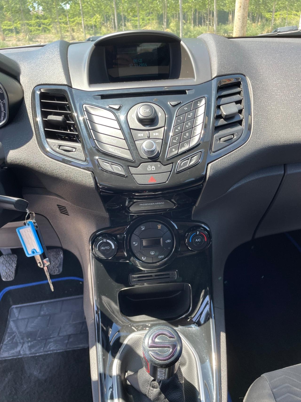 Ford Fiesta 1.5 TDCi 75CV 5 porte Titanium
