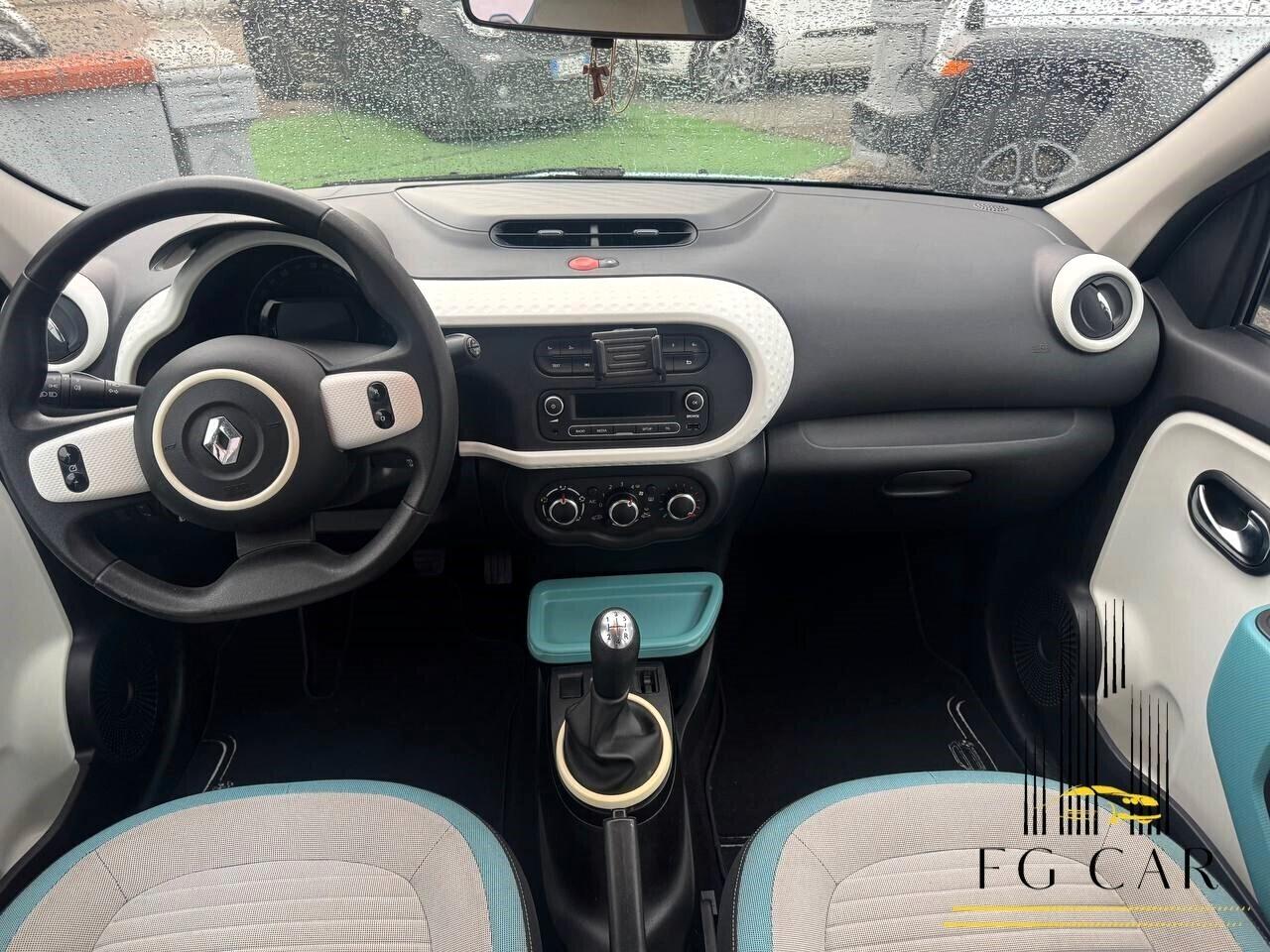 Renault Twingo SCe Live 11/2015 1.0 70 CV