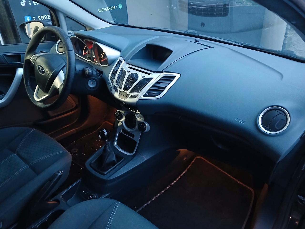 Ford Fiesta 1.2 5 porte Titanium