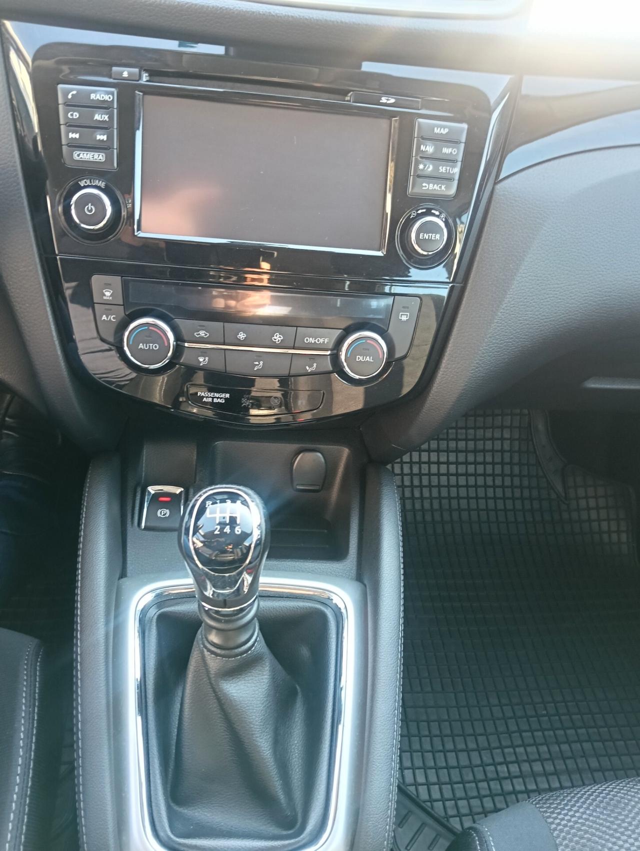 Nissan Qashqai 1.5 dCi DPF Tekna