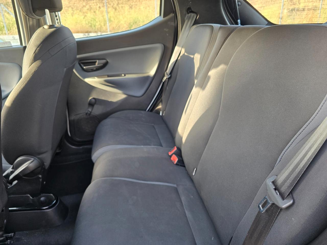 Lancia Ypsilon 0.9 TwinAir 85 CV 5 porte Metano Ecochic Platinum
