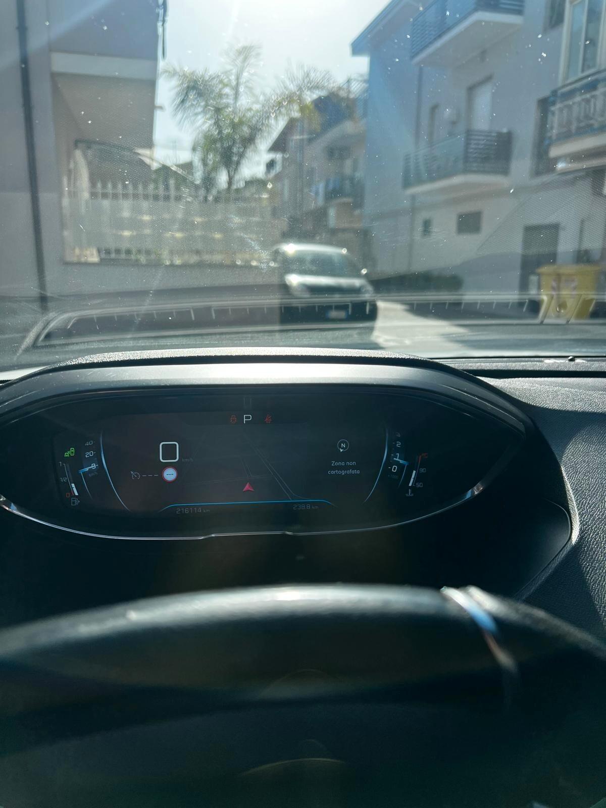 Peugeot 3008 BlueHDi 120 S&S EAT6 GT Line