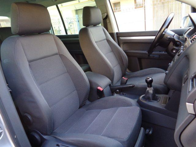 VOLKSWAGEN Touran 2.0TDI PREZZO VALIDO FINO 13.07,GARANZIA,km certif