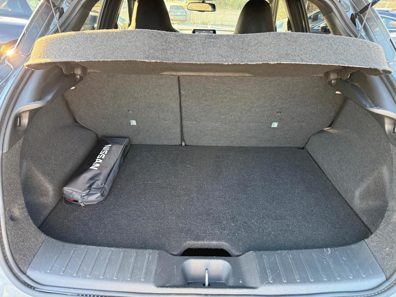 Nissan Juke 1.0 DIG-T 114 CV N-Connecta