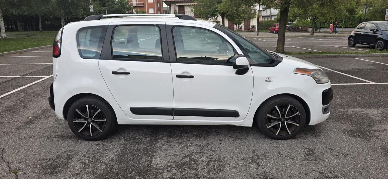 Citroen C4 Picasso White