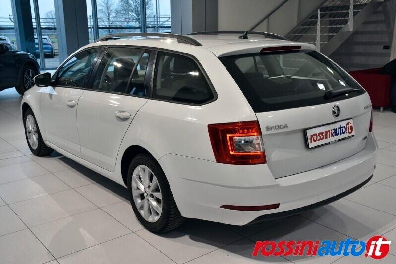 SKODA OCTAVIA WAGON 1.5 G-TEC 131 CV DSG EXECUTIVE