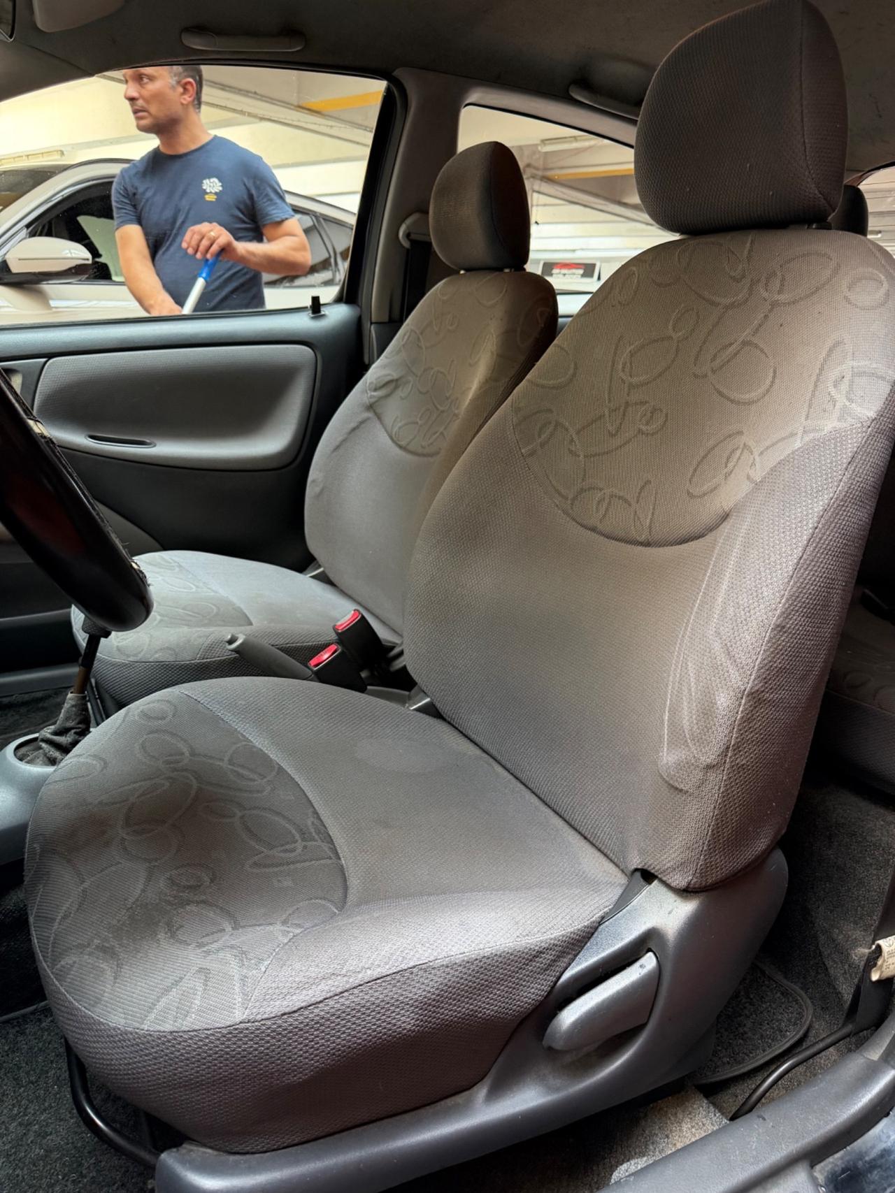 Toyota Yaris 1.3i 16V Neopatentati Euro 3