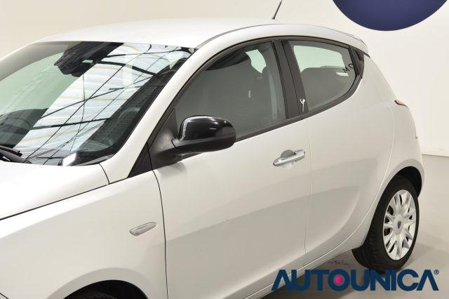 LANCIA Ypsilon 1.2 69CV 5 PORTE SILVER NEOPATENTATI