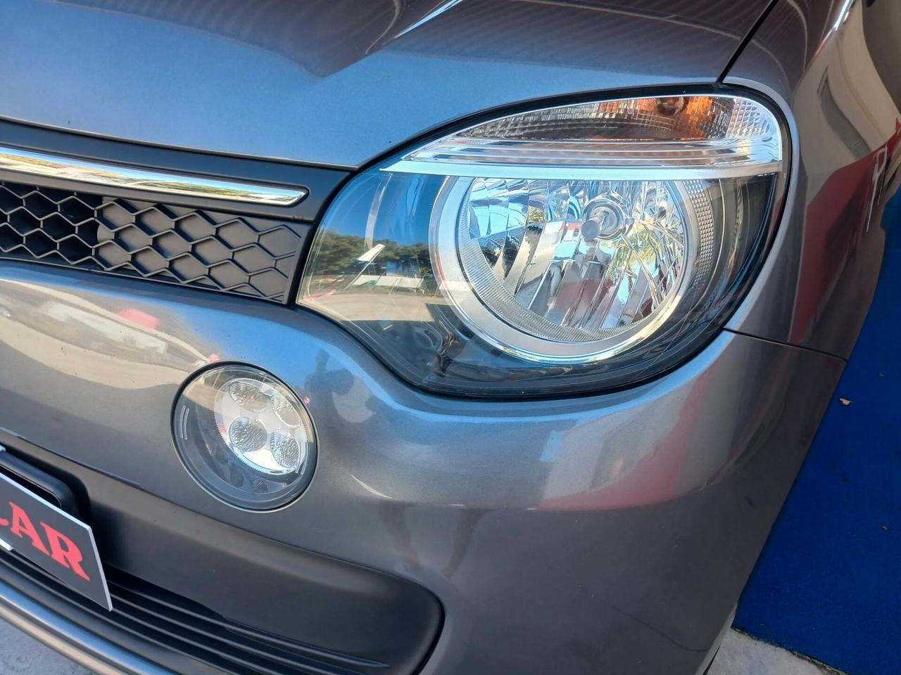Renault Twingo SCe Life km 89000 frizione nuova tagliandi certificati